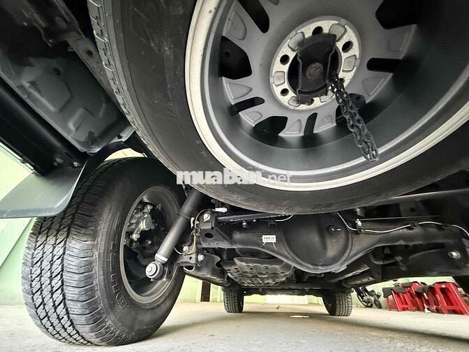 Toyota Fortuner Legender 2022 2.8L 2 cầu Trắng