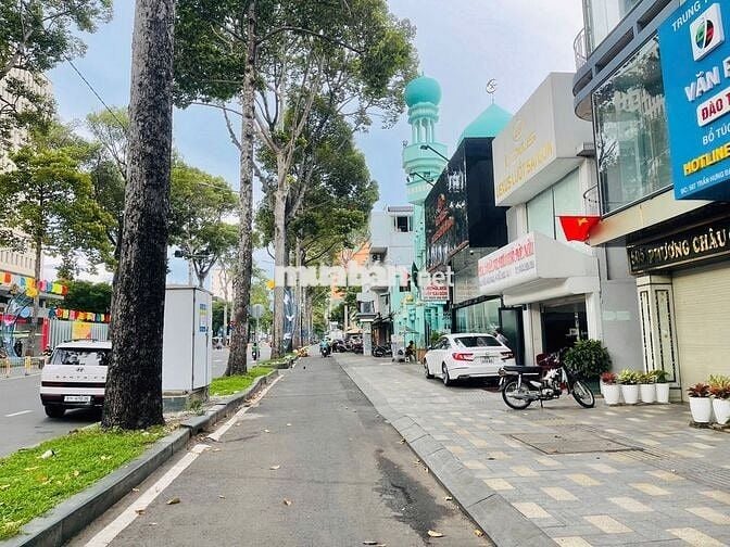 ✅SANG MẶT BẰNG NGUYÊN CĂN MẶT TIỀN  ĐƯỜNG TRẦN HƯNG ĐẠO,  QUẬN 1