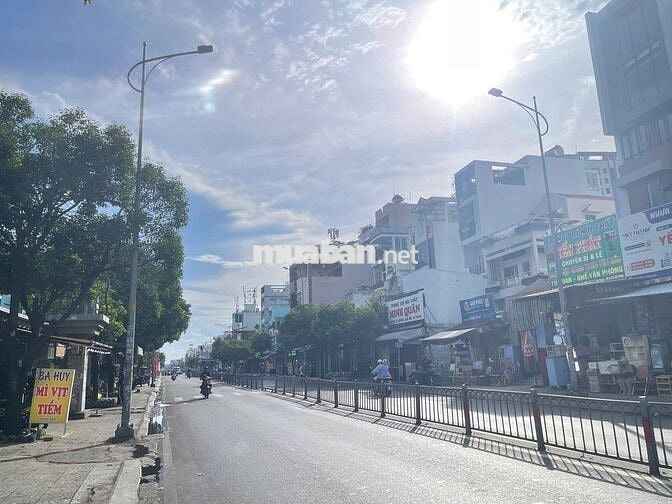 Mặt Tiền Hậu Giang Nhà Mới Có Thang Máy - Gần Chung Cư Himlam, Chợ Lớn
