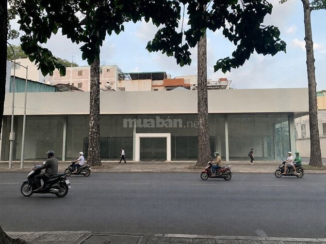 CẦN BÁN NHÀ - MẶT TIỀN 30m - ĐƯỜNG LÝ THƯỜNG KIỆT QUẬN 5