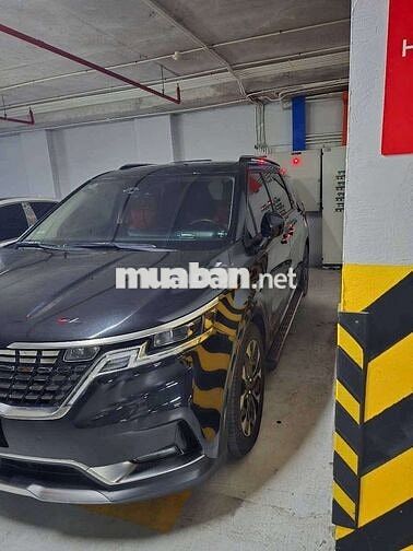 Kia Carnival 2023 Dầu Đen, odo 55k km