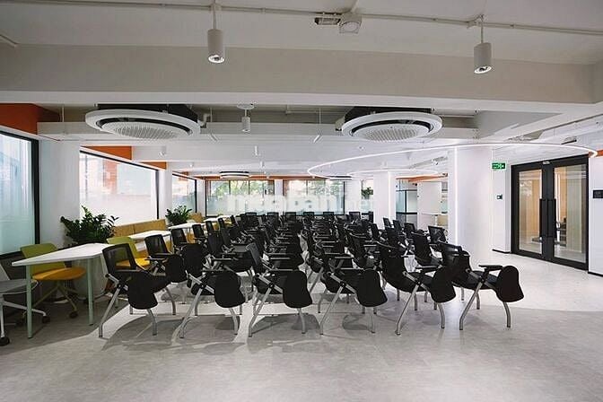CHO THUÊ GÓC 2 MẶT TIỀN TRẦN CAO VÂN 20X20 1300M2 TRUNG TÂM QUẬN 1 