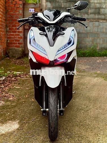 Honda Vario 150cc Trắng