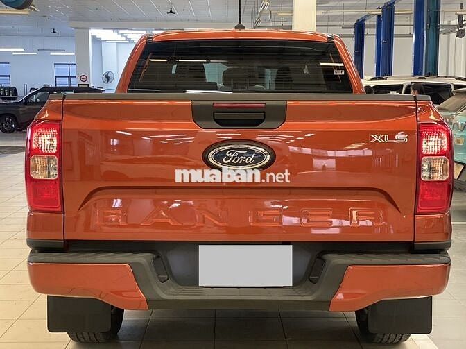 Ford Ranger XLS 2024 Cam Xe Gia Đình Odo 39.000KM