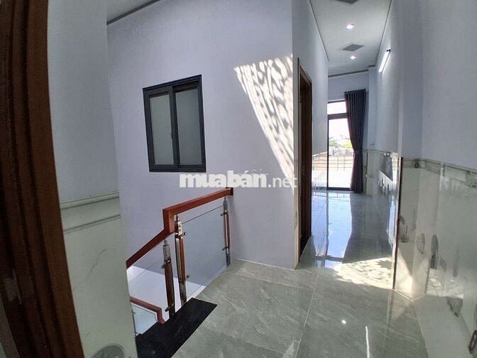 nhà hoàn công ngay chợ dĩ an 1 - giá 4 tỷ3
