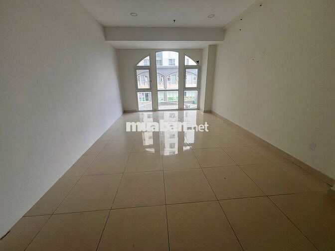 Cho thuê shophouse ngay mặt tiền chung cư Dream Home Palace Quận 8