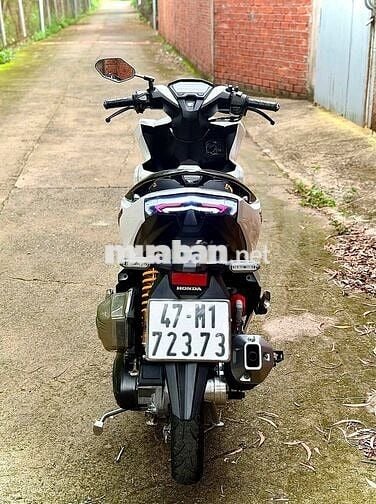 Honda Vario 150cc Trắng