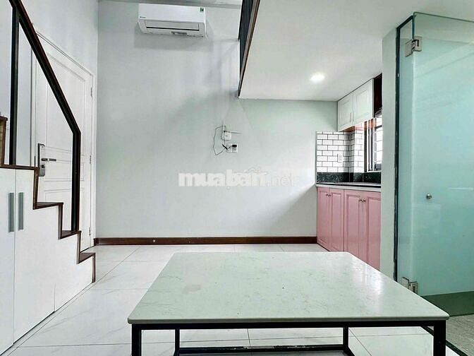 Phòng Duplex ở được 2-4 bạn, ở Lâm Văn Bền kế UFM,Gần KCX Tân Thuận,Q4