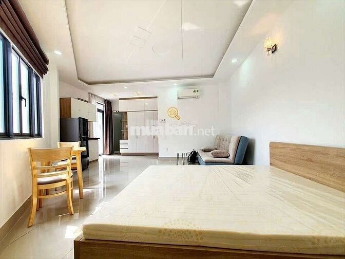 🏡 Cho thuê Studio 40m² ban công riêng • Full nội thất • Vũ Huy Tấn