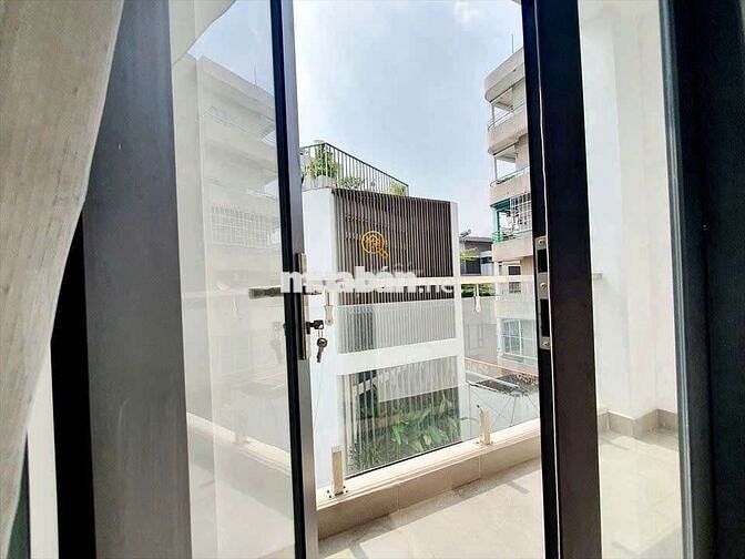🏡 Cho thuê Studio 40m² ban công riêng • Full nội thất • Vũ Huy Tấn