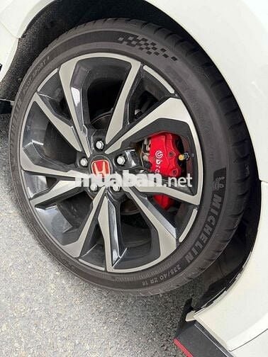 Honda Civic RS 2019 Trắng đẹp xuất sắc