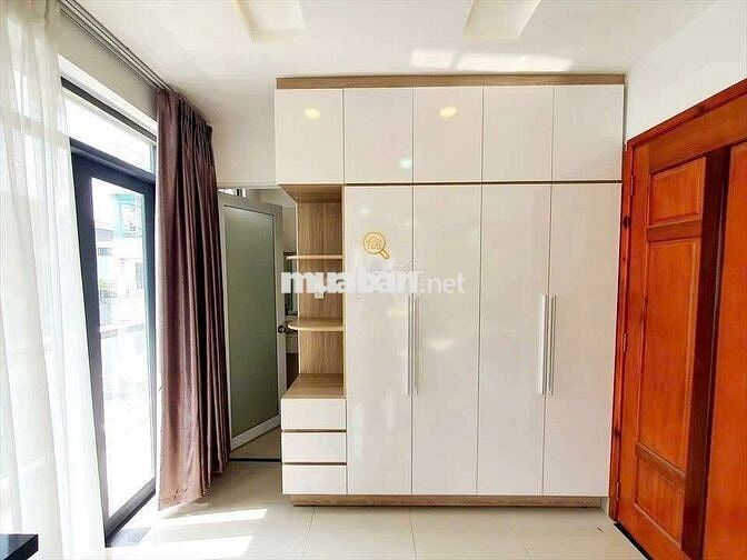 🏡 Cho thuê Studio 40m² ban công riêng • Full nội thất • Vũ Huy Tấn