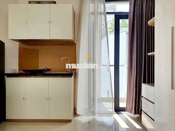 🏡 Cho thuê Studio 40m² ban công riêng • Full nội thất • Vũ Huy Tấn