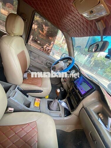 xe proton  Đen 7 chỗ Số sàn  chạy bắc nam vô tư