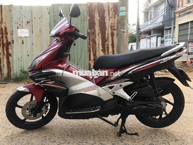 Honda Air Blade FI Đỏ Xăng