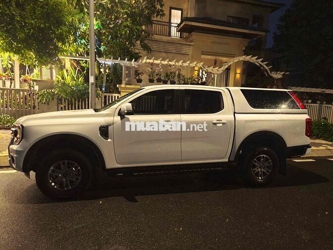 Ford Ranger XLS Next-Gen 2024 2.0L 4x2 AT Trắng