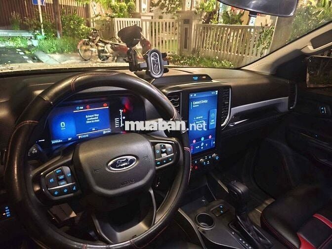 Ford Ranger XLS Next-Gen 2024 2.0L 4x2 AT Trắng