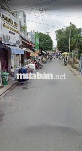 mặt bằng mới đẹp gần chợ kinh doanh đẹp 