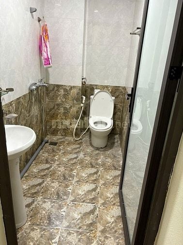 CHO THUÊ CĂN HỘ DT 25 M2, TRẦN KHÁT CHÂN, GIÁ 4.6 TRIỆU