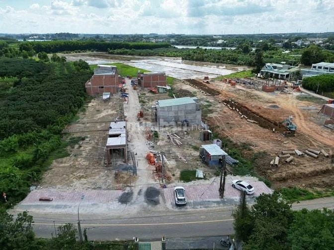 NHÀ ĐẤT AN CƯ PHÁP LÝ CHUẨN NGAY MẶT TIỀN ĐƯỜNG 32M VỪA HOÀN THIỆN