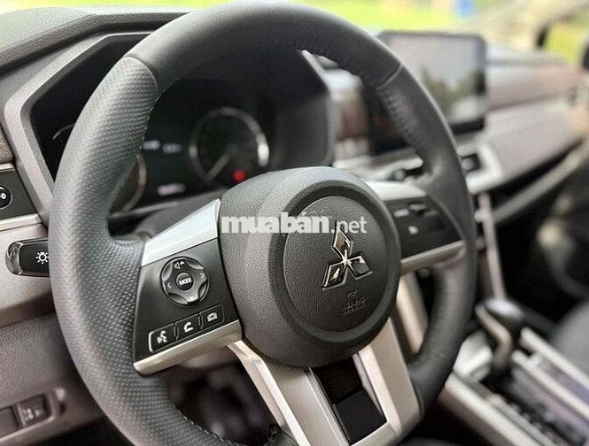 Mitsubishi Xpander Premium SX 2024 Trắng 48.000 km