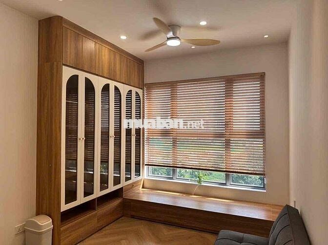 Celesta Rise cho thuê 3PN 2WC Full đồ giá 23triệu ở được liền