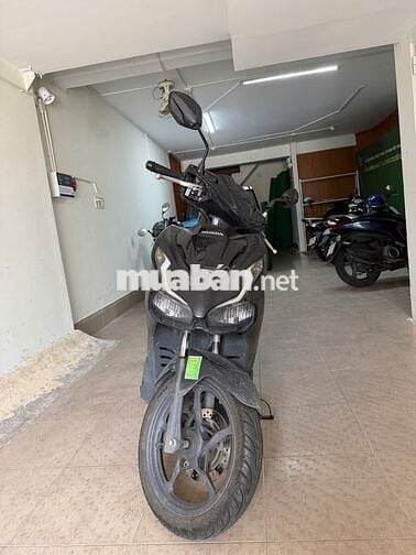 Honda Air Blade 2023 125cc Đen vàng