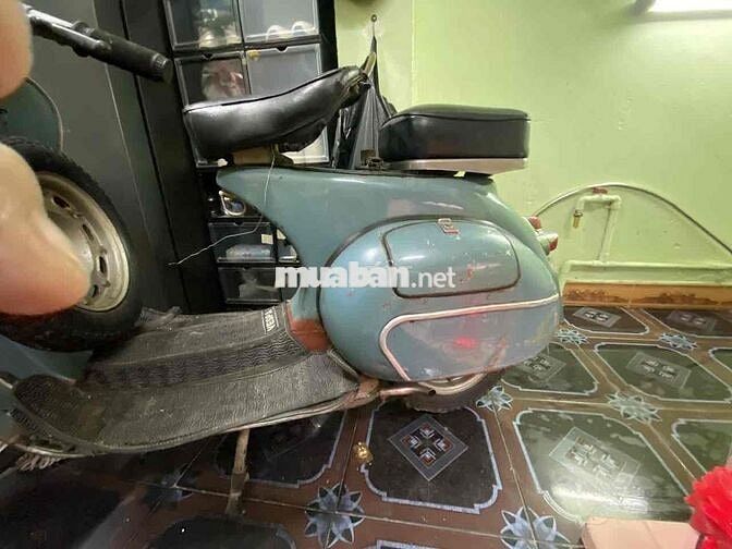 Piaggio Vespa cổ Xanh còn chạy tốt