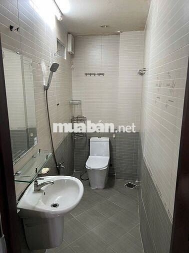 Nhà Mặt tiền Lê Quang Sung, 1 lầu đúc, 3m x 11m, 2PN, 2WC, kd buôn bán