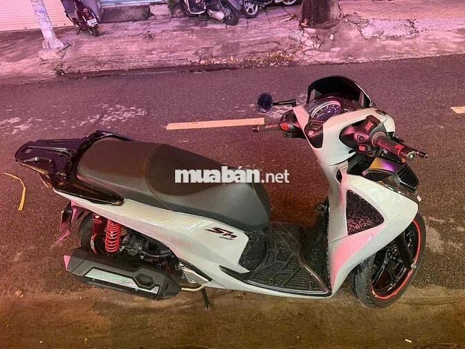 Honda SH 150i Bạc
