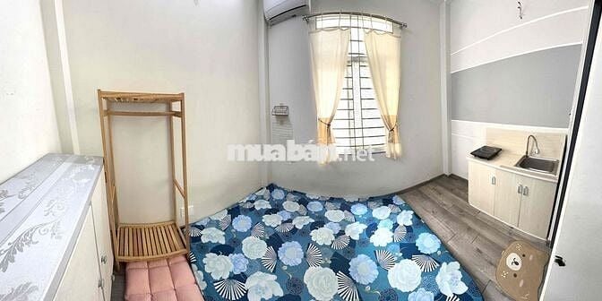 4.5tr full NT như hình CMT8 gần công viên. không nhận Sale.