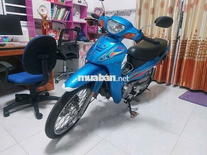 Suzuki Best 2002 Xanh