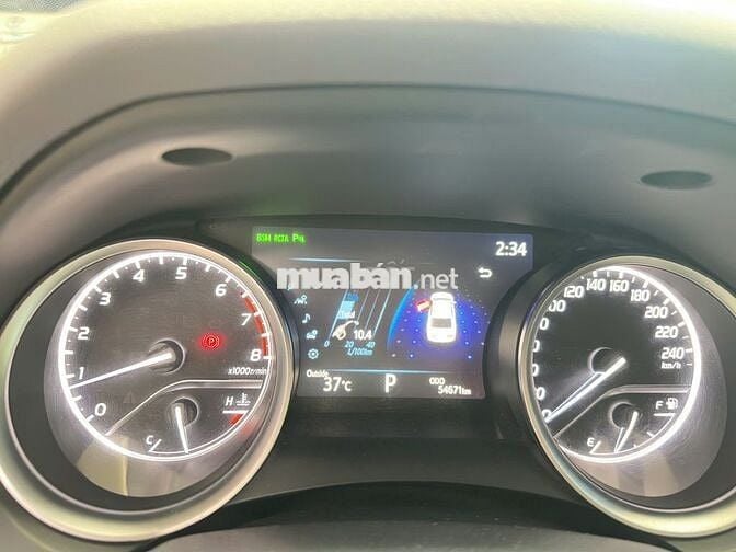Toyota Camry 2.5Q 2020, xe gia đình, đi kỹ