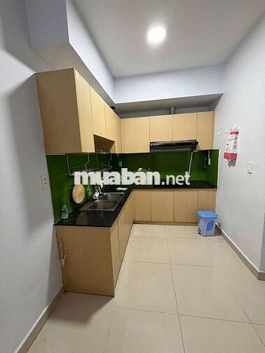 Chung cư Oriental Plaza (đường Âu Cơ) bán 2 phòng 74m2. 4.5 tỉ sổ hồng