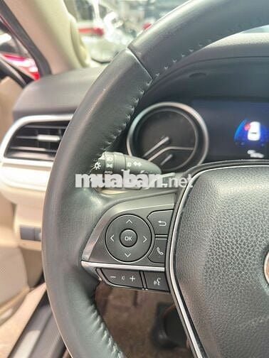 Toyota Camry 2.5Q 2020, xe gia đình, đi kỹ
