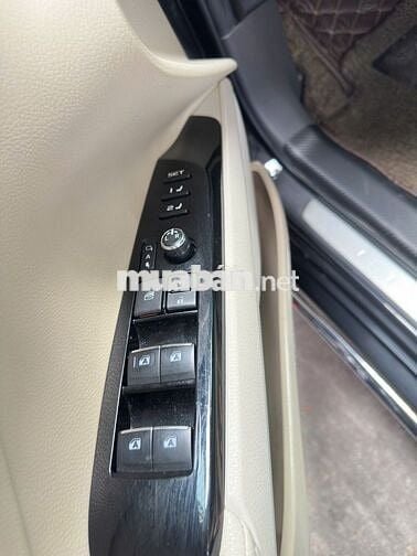Toyota Camry 2.5Q 2020, xe gia đình, đi kỹ