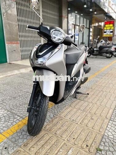Honda SH Mode 2025 Bản đặc biệt Bạc