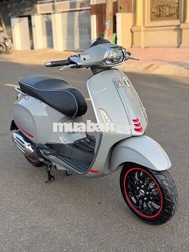 Chính chủ phố VESPA_iget 9.000km Xám xi măng