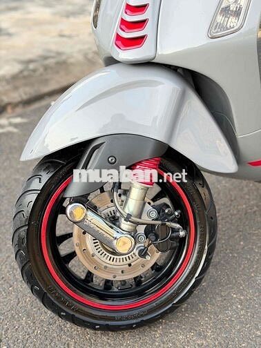 Chính chủ phố VESPA_iget 9.000km Xám xi măng