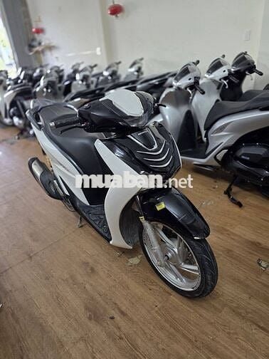 Honda SH 2020 Lướt Cực Đỉnh, Đồ Chơi Tùm Lum