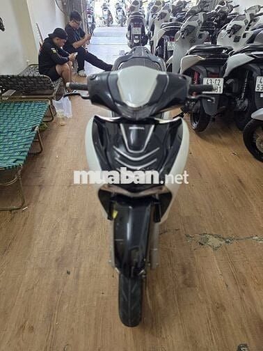 Honda SH 2020 Lướt Cực Đỉnh, Đồ Chơi Tùm Lum