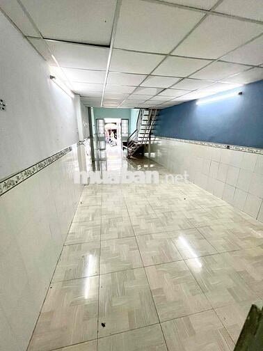 Cho thuê nhà đường 6m thông tân hương 3.4x18m đúc lửng 8tr