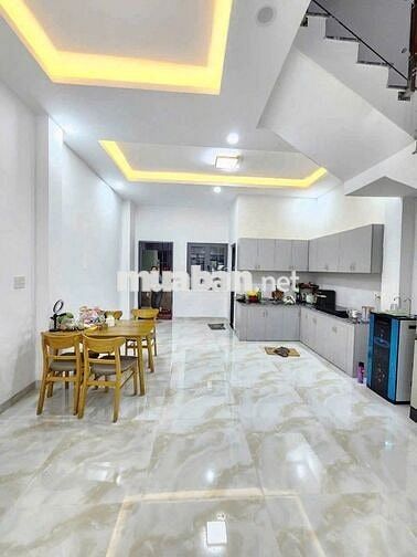 Cho thuê nhà An Phú có 4 phòng ngủ full nội thất giá 10 tr/ tháng