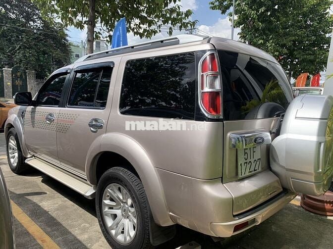 Ford Everest Limited 2014 Vàng cát 160.000 km