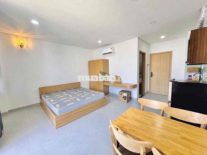 Căn Hộ Ban Công Full Nội Thất Ngay Lotte Cộng Hoà - Khu K300