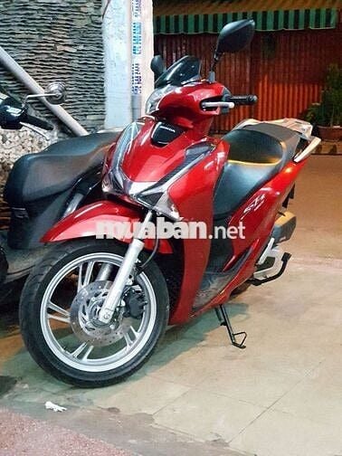 HCM Q8 SH150i ABS 2017 Đỏ sáng