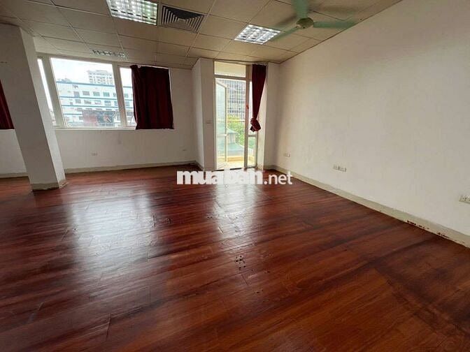 🌿 Cho thuê văn phòng tầng 05 – 62m², 62 Chiến Thắng, Phường Hà Đông