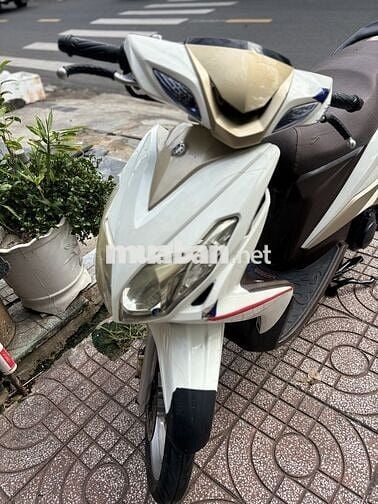 Yamaha Luvias GTX Fi Trắng