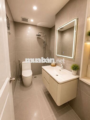 Tôi là chủ nhà !!!Cần bán chung cư 115 m2,3 PN,tòa Trung Yên Plaza