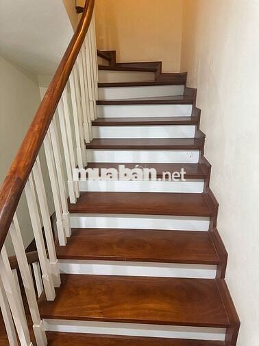 CHÍNH CHỦ CẦN BÁN NHÀ BT KHU PHÂN LÔ QUÂN ĐỘI 183 HOÀNG VĂN THÁI